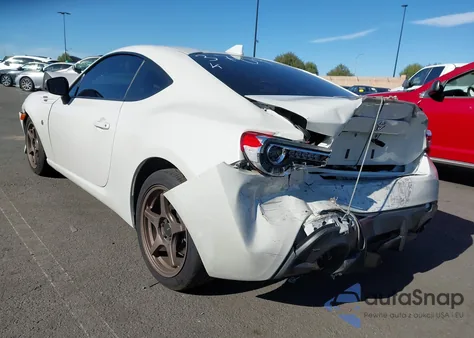 2020 Toyota 86 from USA, damaged, VIN JF1ZNAA14L8753709